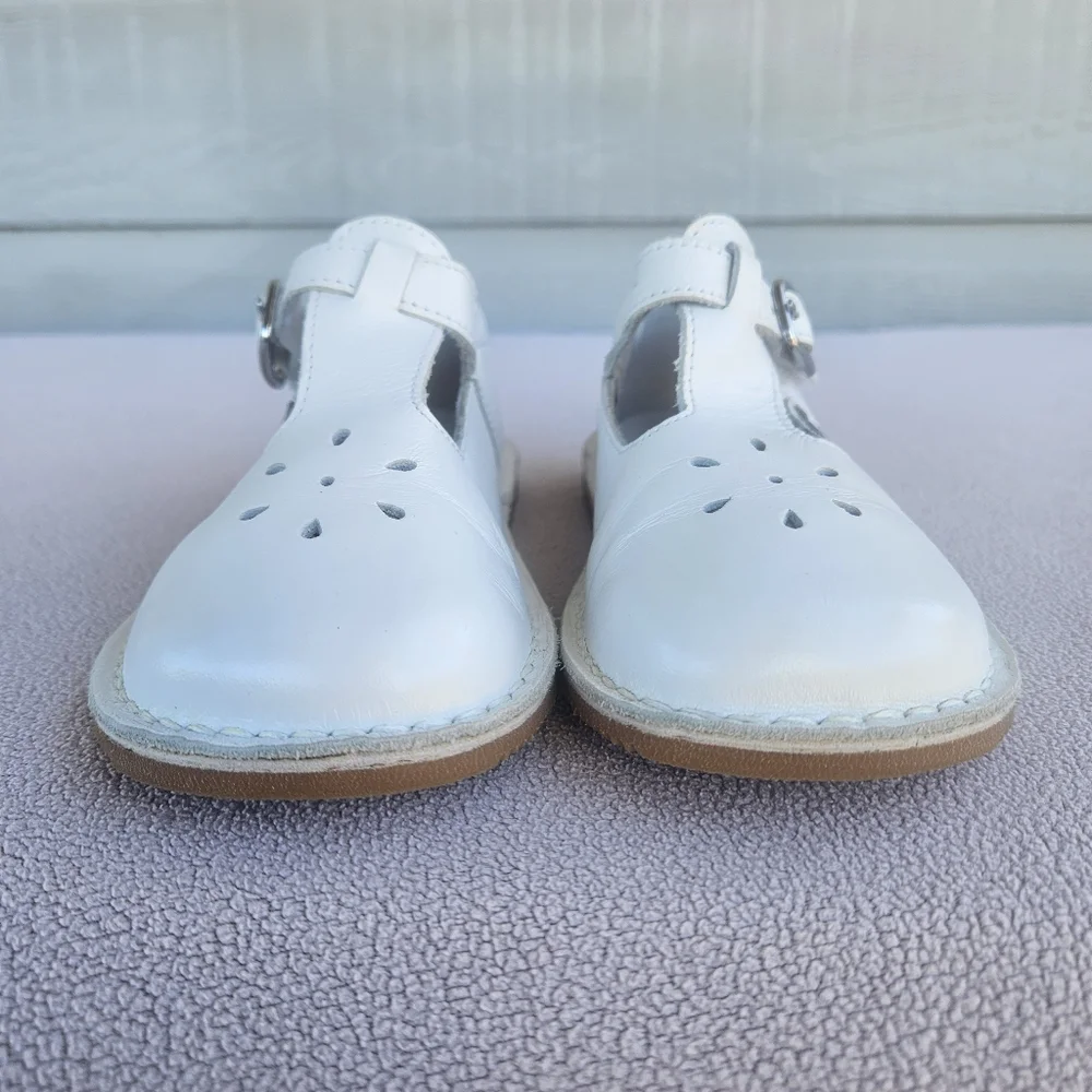 L'Amour Joy Classic Leather Stitch Down T-Strap Mary Jane Shoe White SZ 13 Hook